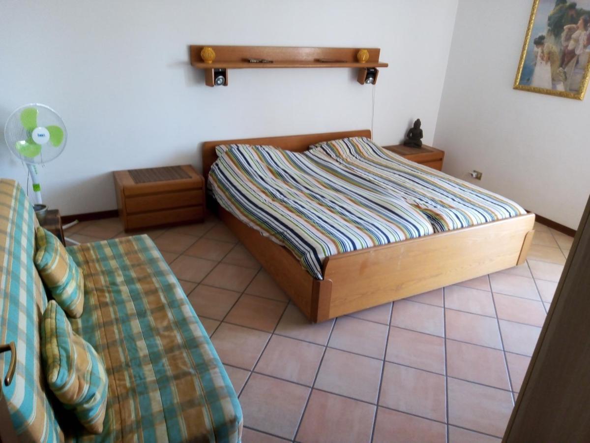 Bed and Breakfast I Tulipani Olandesi Zepponami Exterior foto